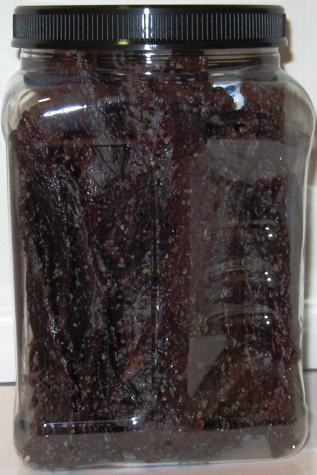 Reser's 1 Pound Natural Wood Smoked Peppered Beef Jerky Jar